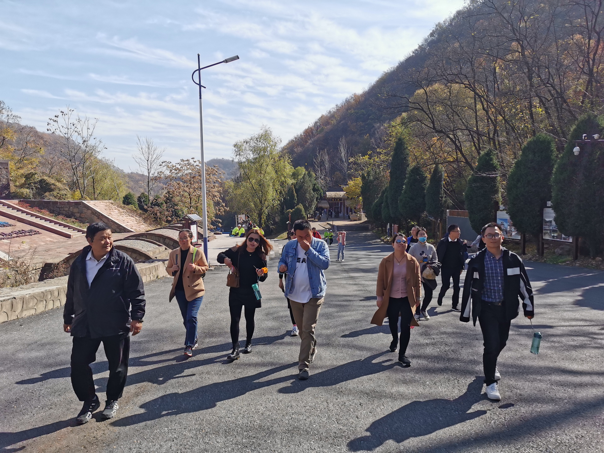 同心同行 共享共贏丨德泓咨詢部門聯(lián)合組織團建活動