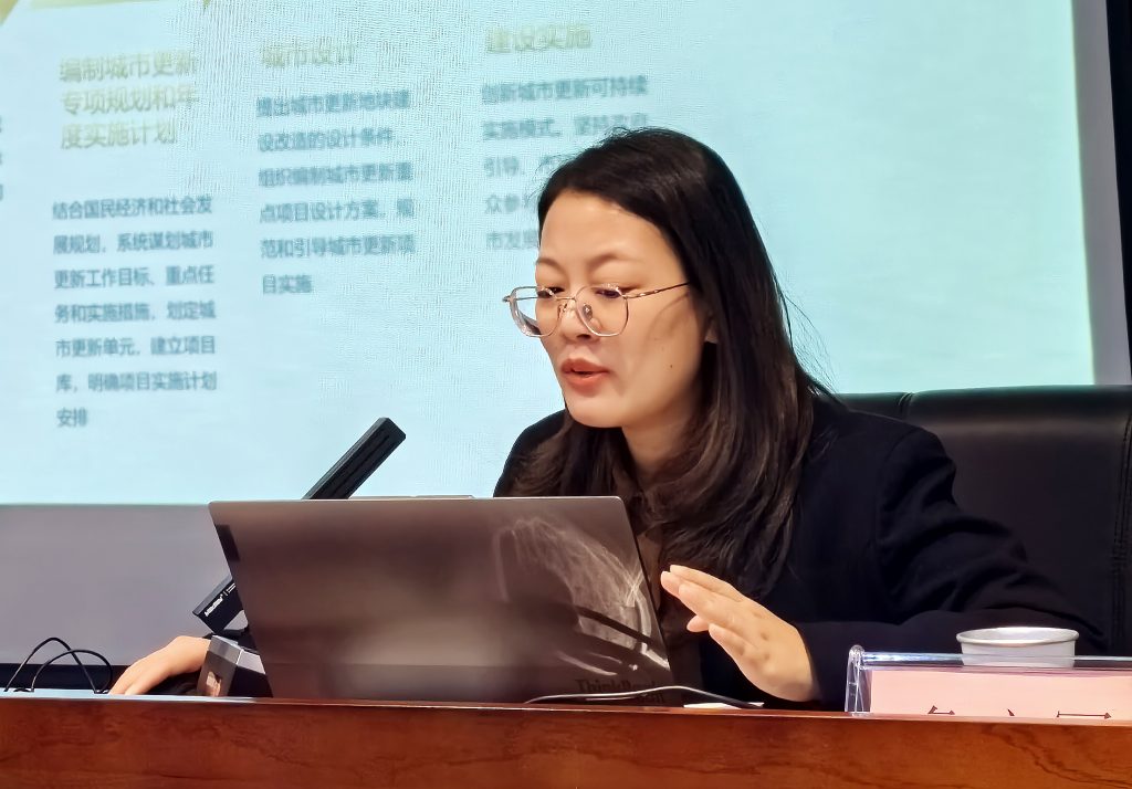公司要聞 | 走進(jìn)平頂山！德泓咨詢專家受邀赴平頂山市做城市更新專題培訓(xùn)