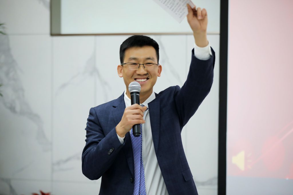 公司要聞丨“百年德泓，攜手前行”2024年目標責任書簽訂暨動員大會圓滿舉辦