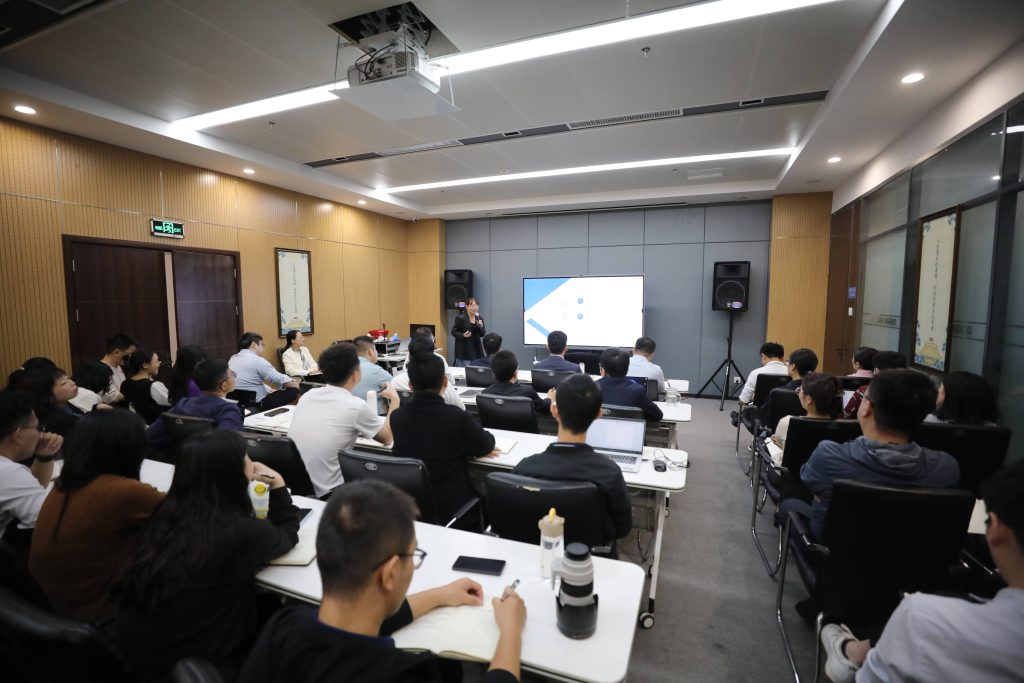 公司要聞 | 德泓咨詢召開城中村改造、存量資產盤活專項技術培訓
